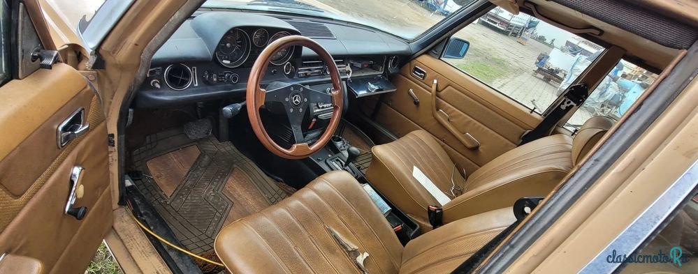 1976' Mercedes-Benz W115 240D photo #3