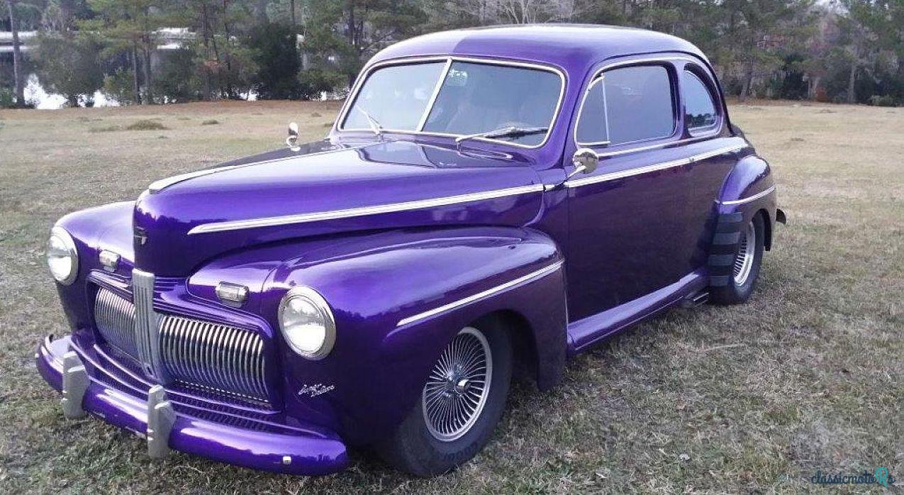 1942' Ford Super Deluxe photo #2