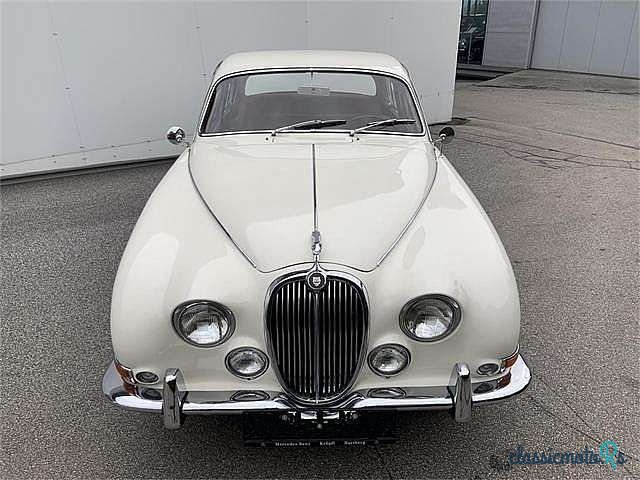 1965' Jaguar Mk Ii photo #2