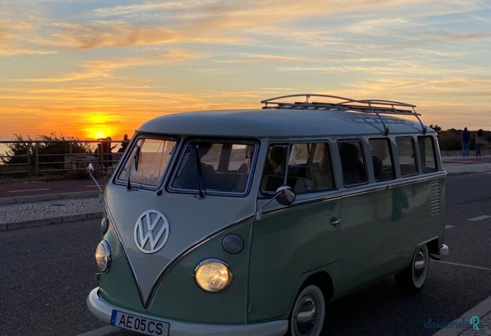 1968' Volkswagen Type 2 photo #1