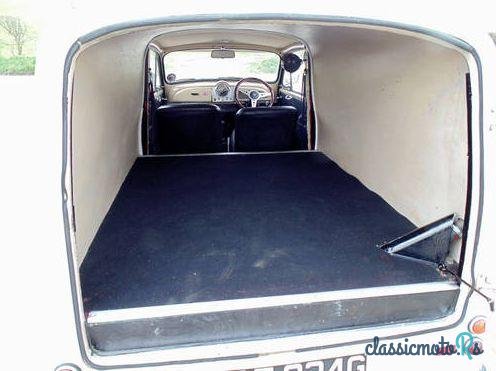 1969' Morris Minor Van (Domi) photo #1