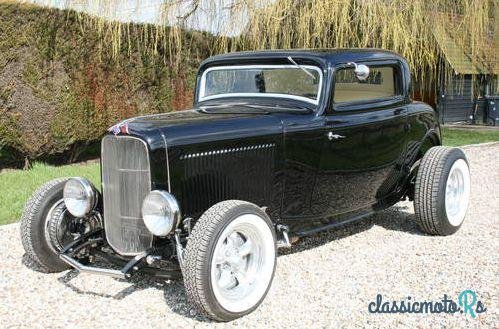 1932' Ford Coupe Model B photo #3