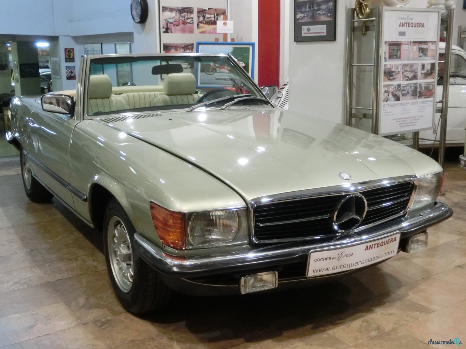 1982' Mercedes-Benz 280SL ROADSTER R107 photo #1