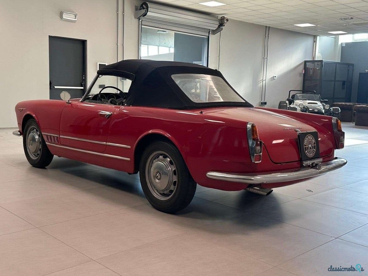 1961' Alfa Romeo 2000 photo #5