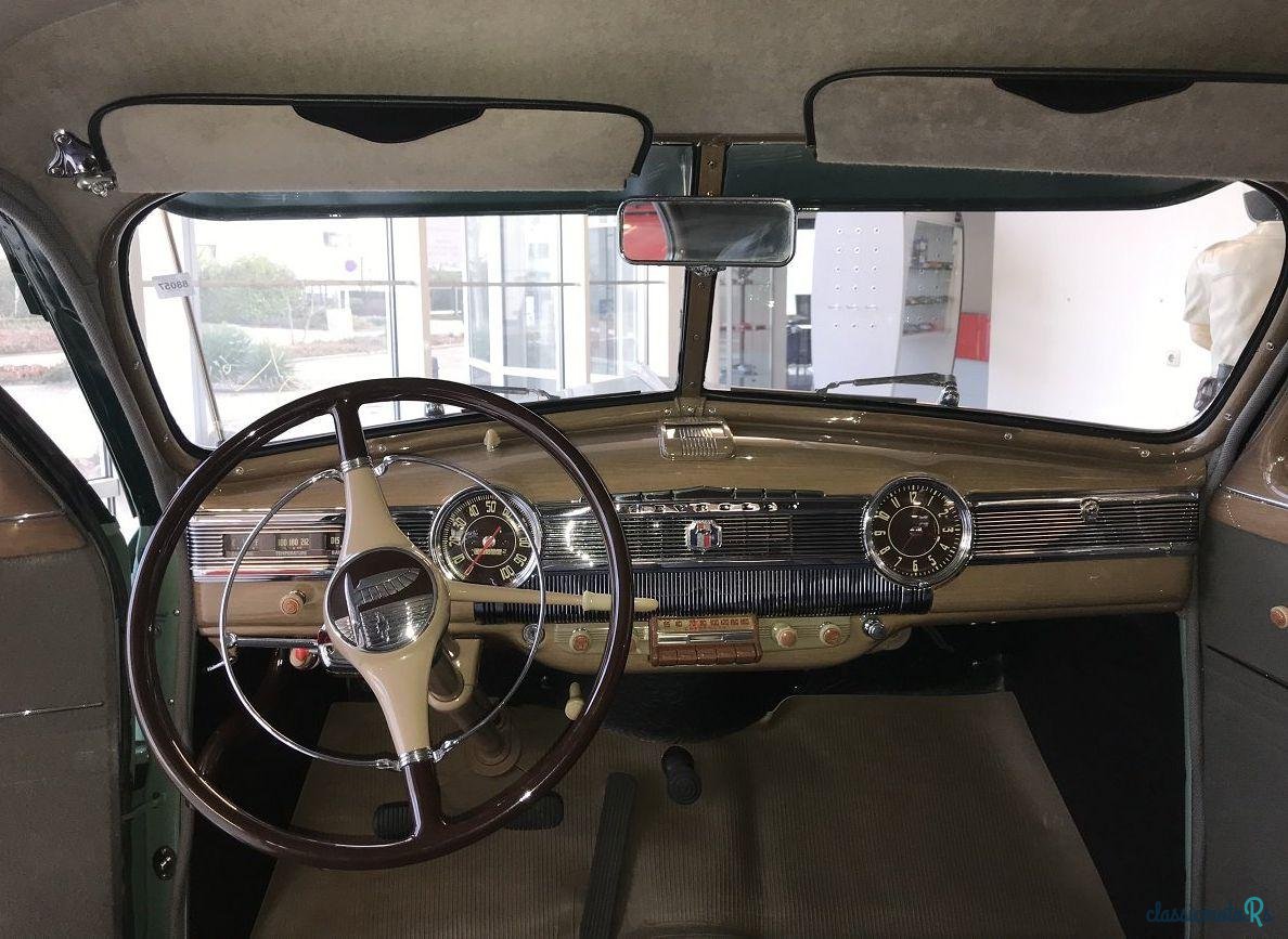 1942' Chevrolet Delux photo #3