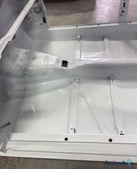 1977' Mercedes-Benz 240 photo #6