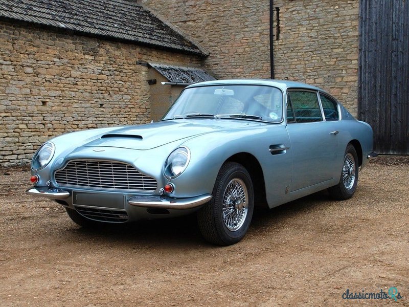 1969' Aston Martin DB6 photo #1