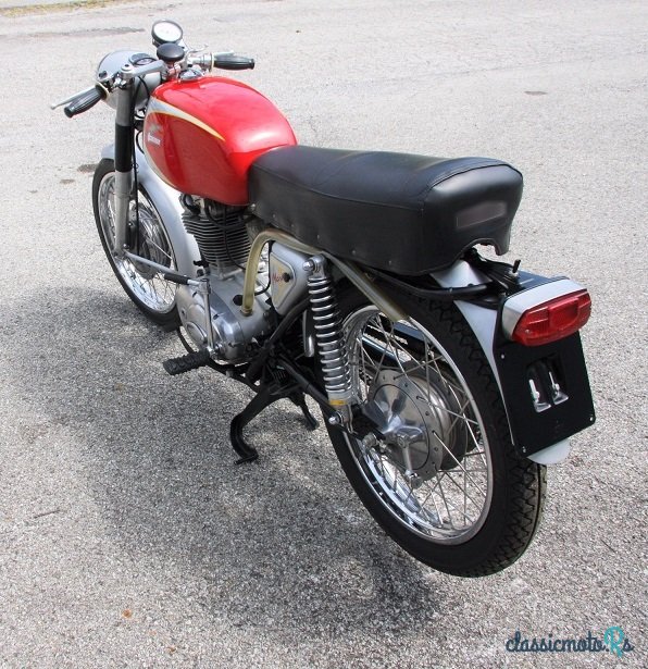 1966' Ducati 250 Mark 3 photo #3