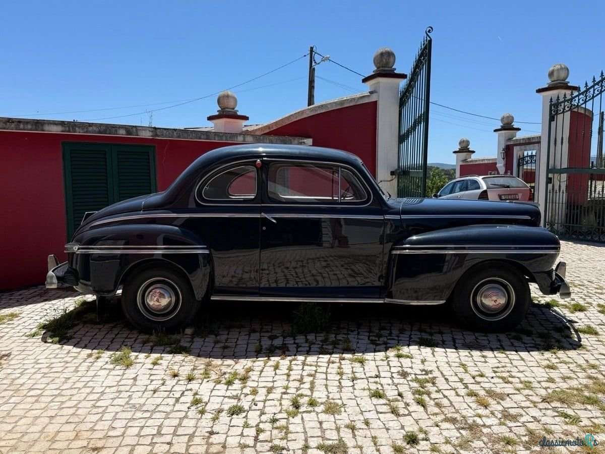 1946' Mercury Eight photo #6