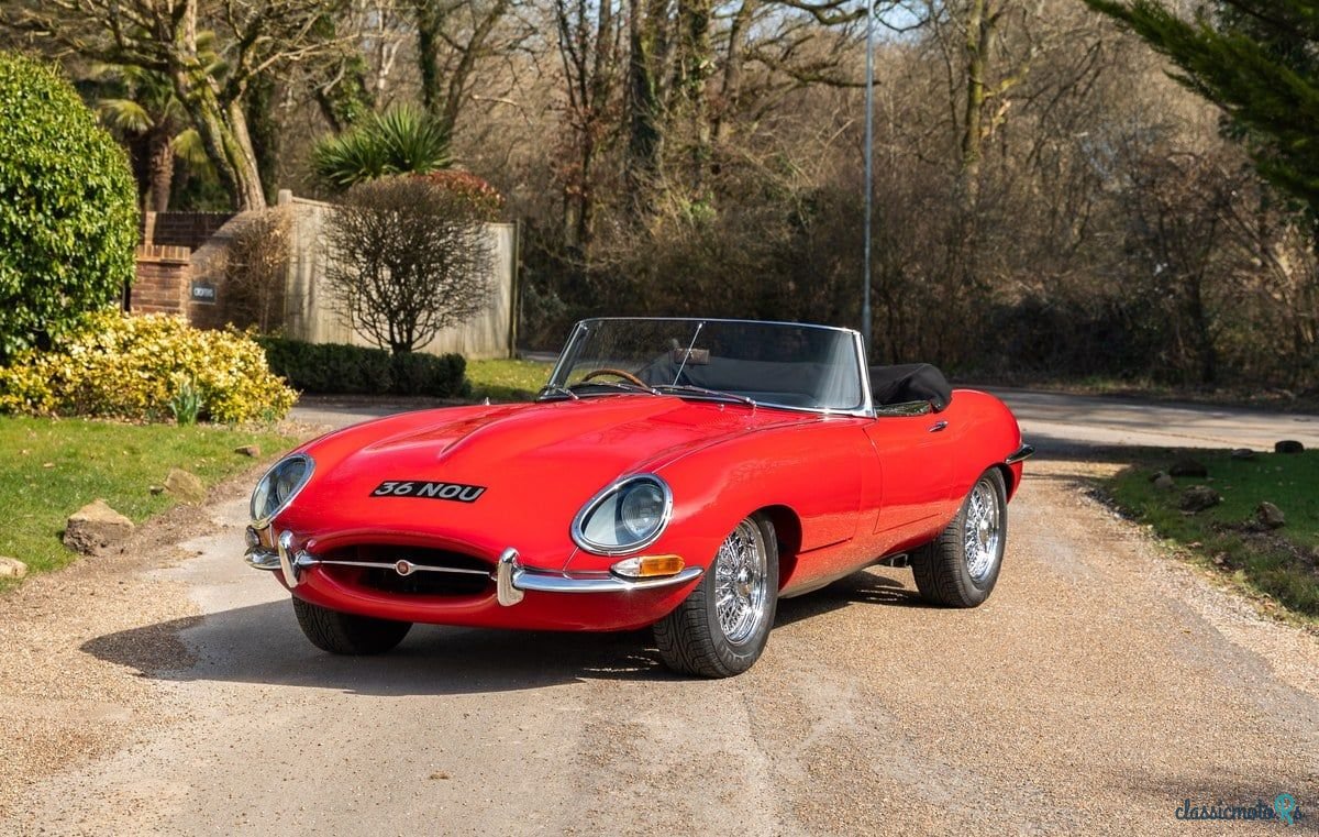 1962' Jaguar E-Type photo #1