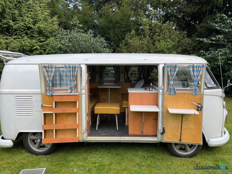 1967' Volkswagen Type 2 photo #5