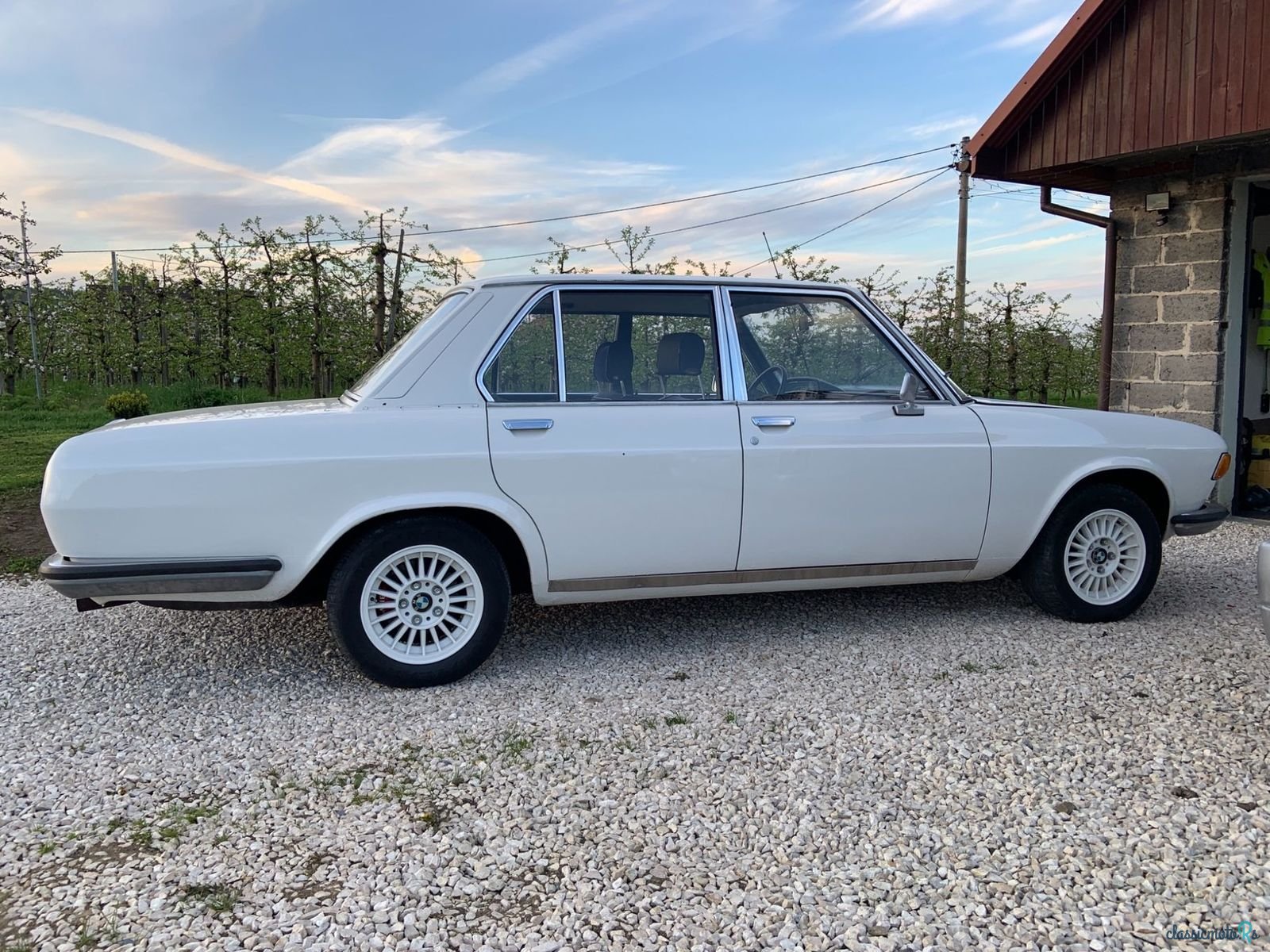 1972' BMW 2500 photo #5