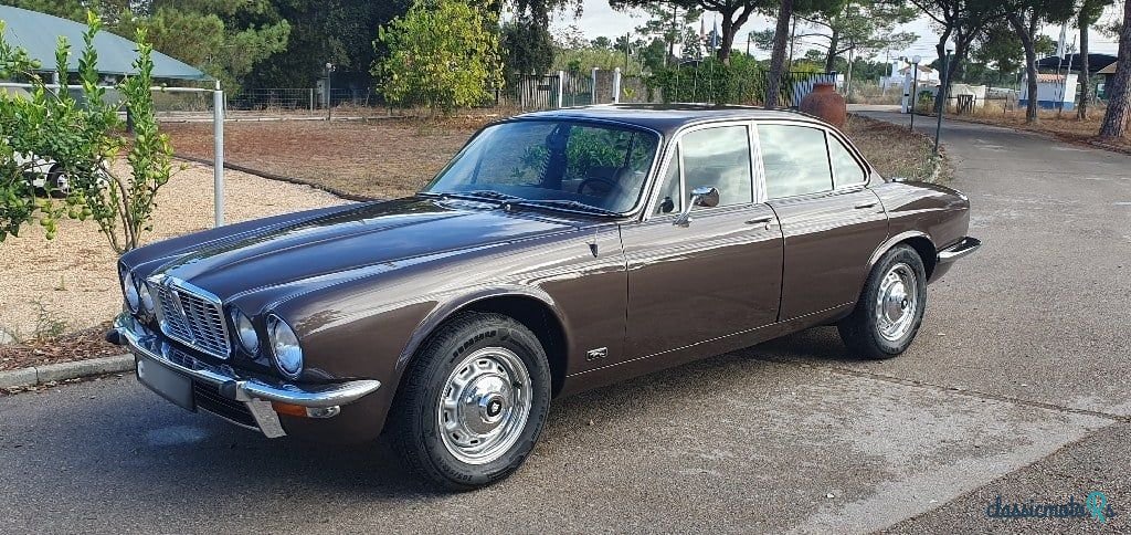 1973' Jaguar XJ photo #1