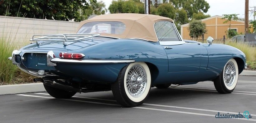 1964' Jaguar E-Type photo #3