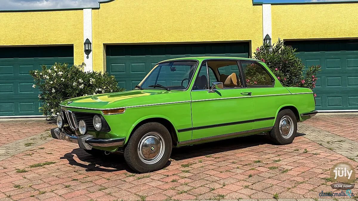1977' BMW 1502 photo #1