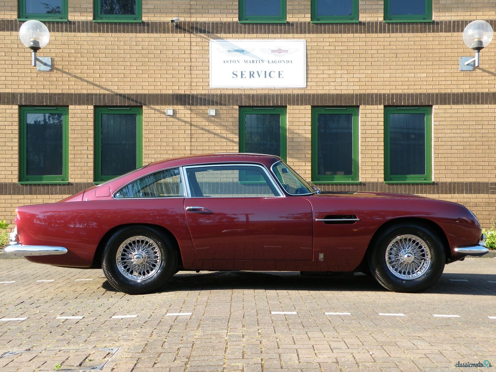 1965' Aston Martin DB5 photo #5