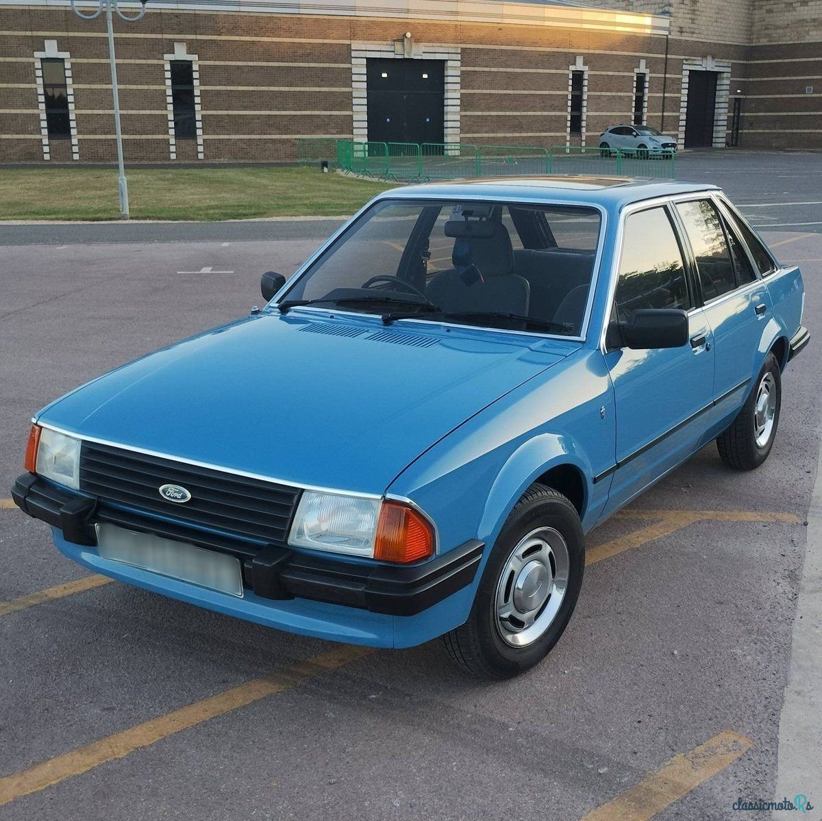 1982' Ford Escort photo #1