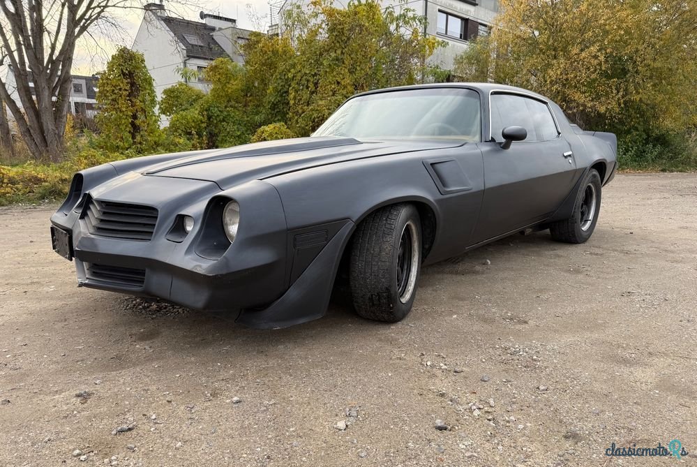 1980' Chevrolet Camaro photo #2