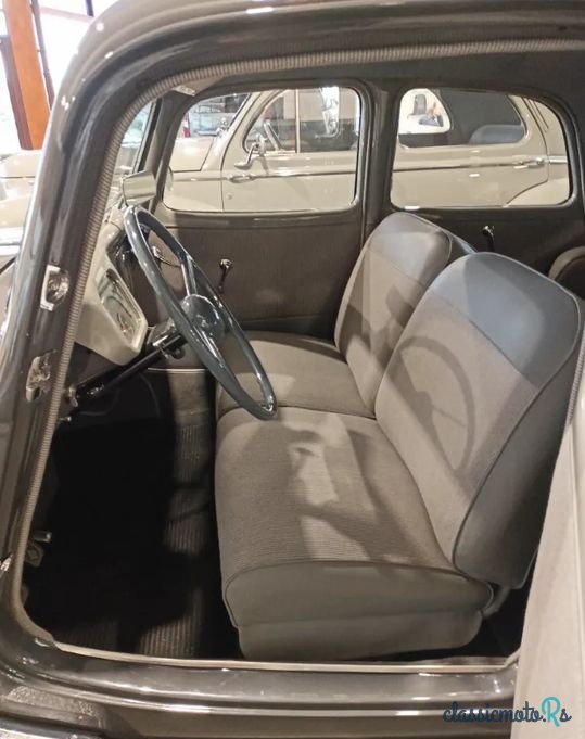 1953' Citroen 11B photo #4