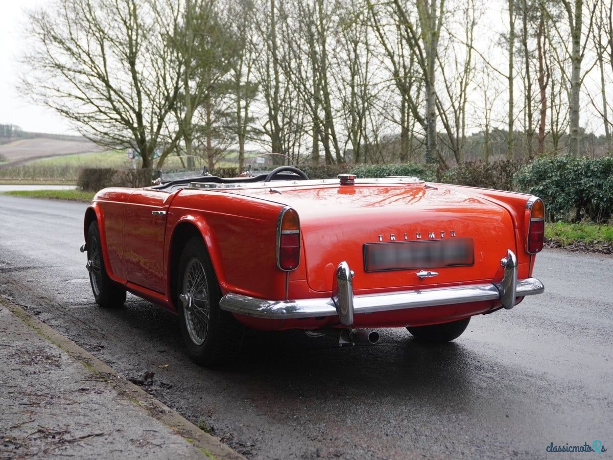 1964' Triumph TR4 photo #4