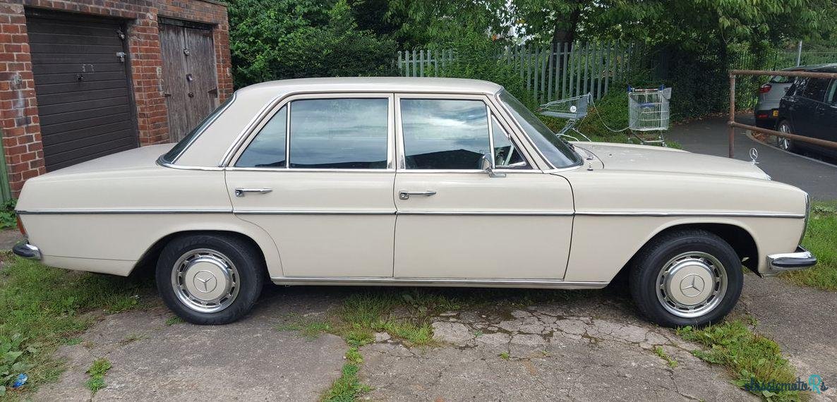 1969' Mercedes-Benz 220 photo #4