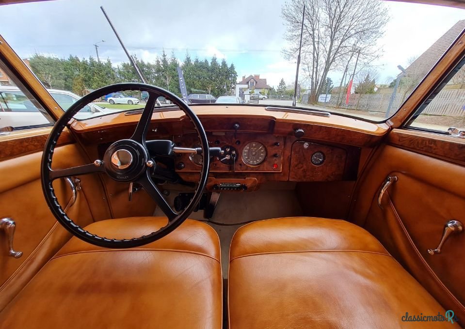 1950' Bentley MK6 photo #3