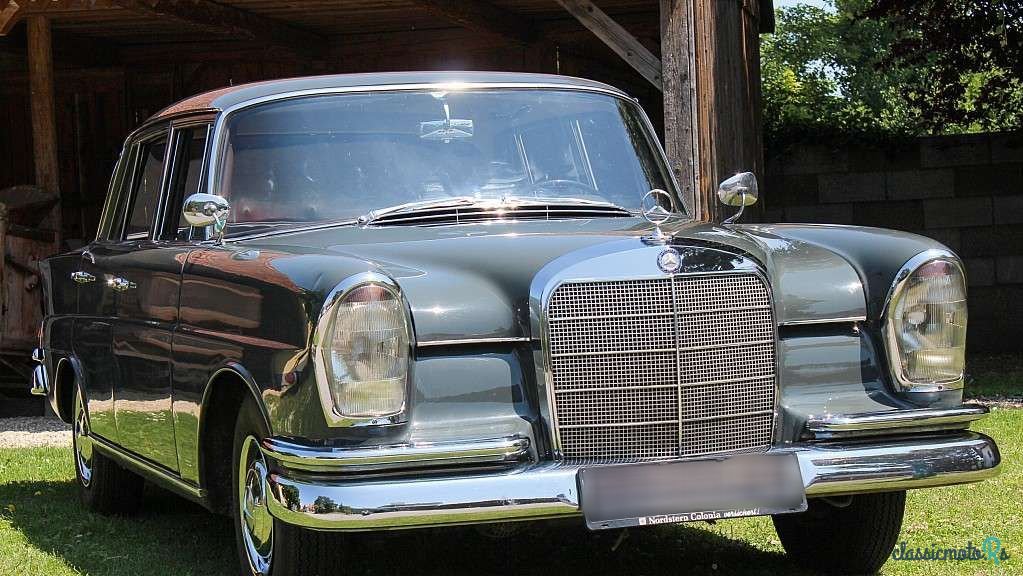 1961' Mercedes-Benz W111 220 b photo #1