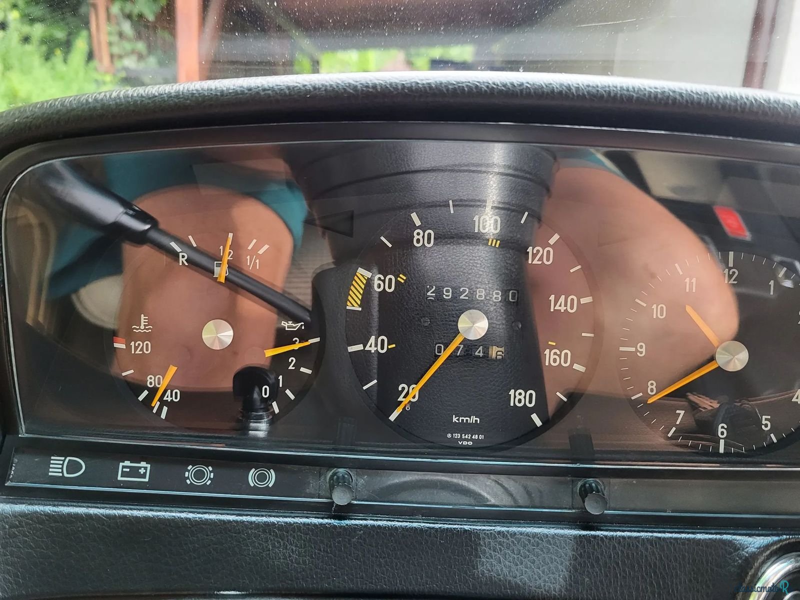 1979' Mercedes-Benz W123 photo #6