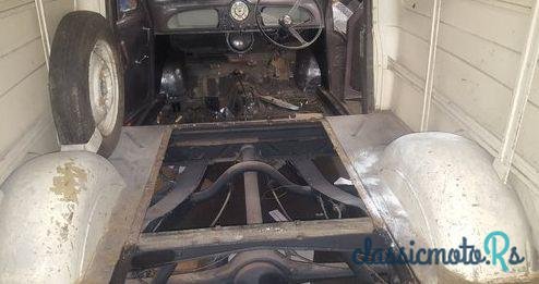 1963' Morris Van photo #3