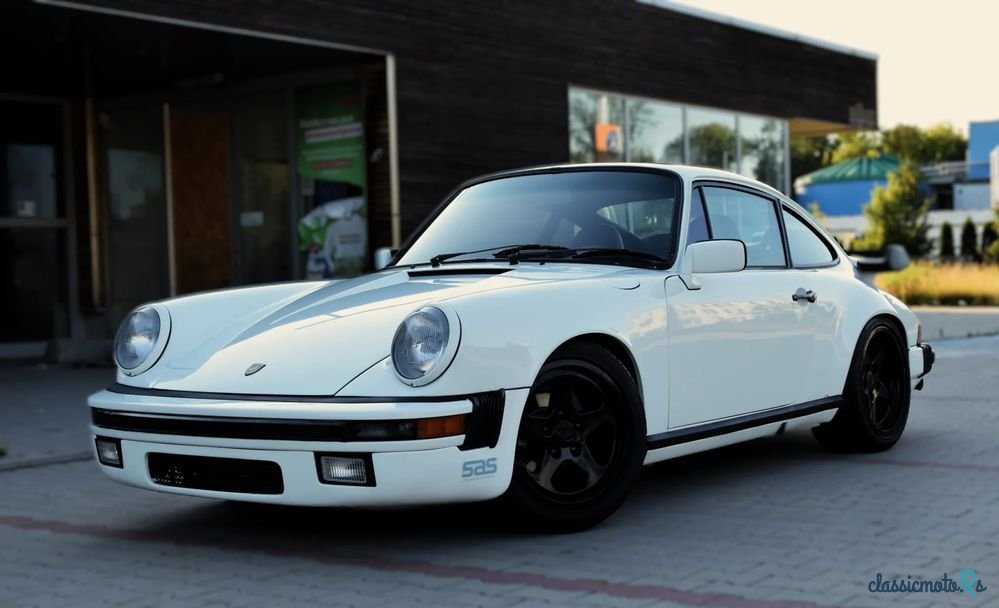 1980' Porsche 911 photo #1