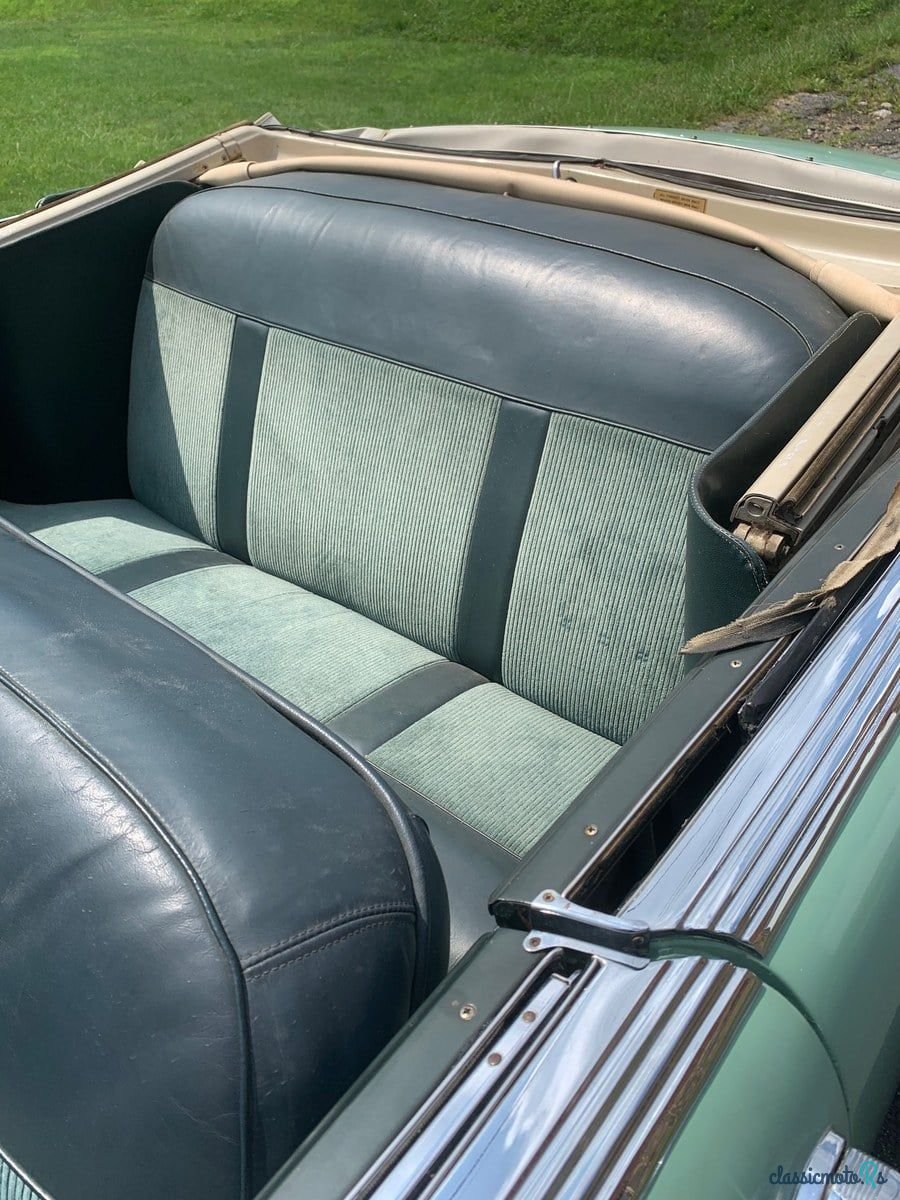 1952' Chrysler New Yorker photo #5