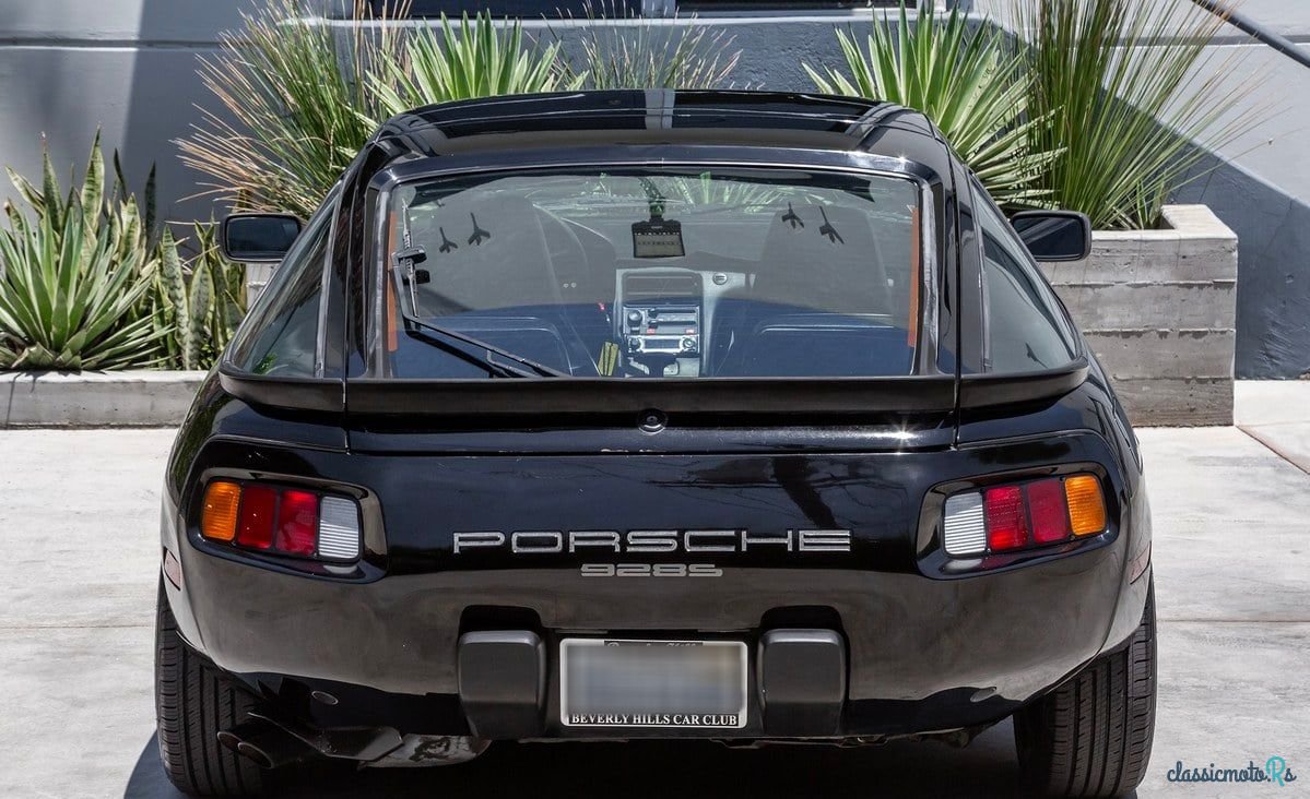 1985' Porsche 928 photo #3