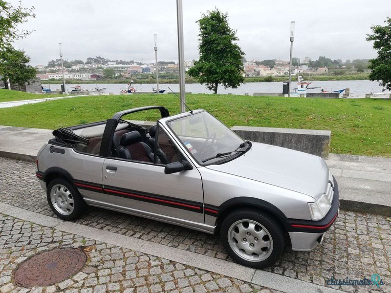 1989' Peugeot 205 photo #1