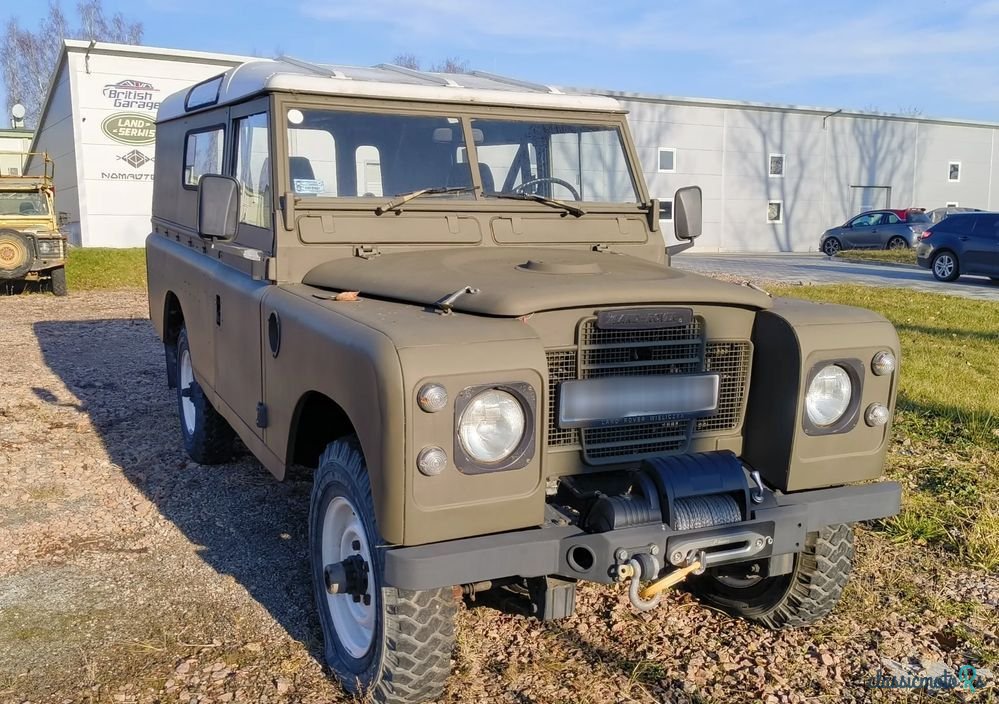 1975' Land Rover photo #4