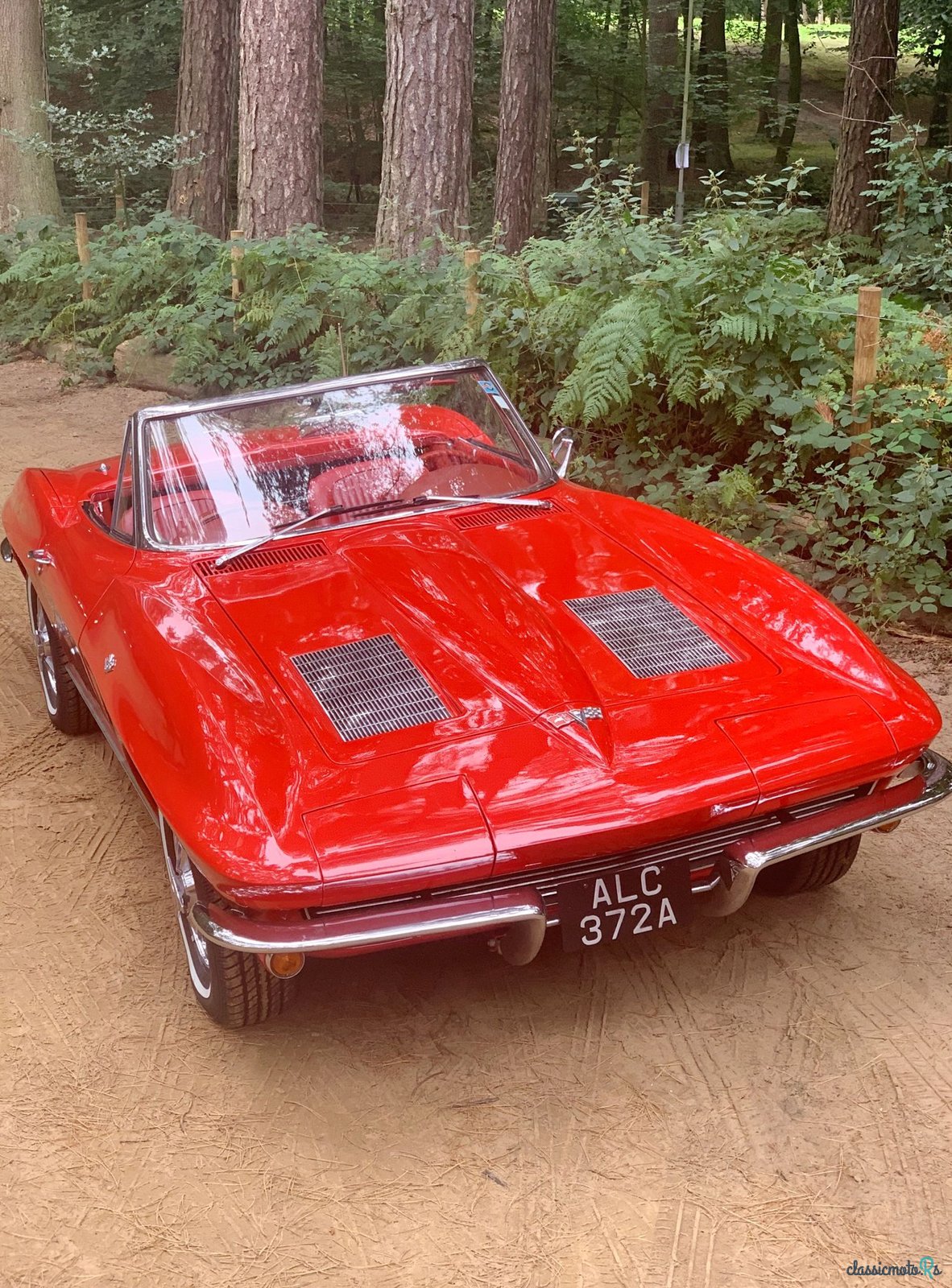 1963' Chevrolet Corvette photo #2