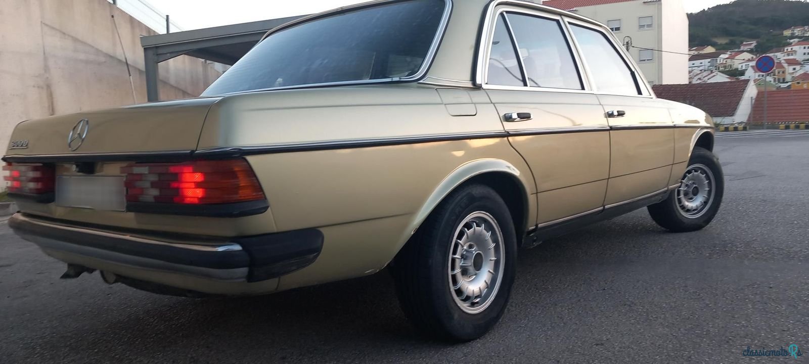 1979' Mercedes-Benz 300 photo #6