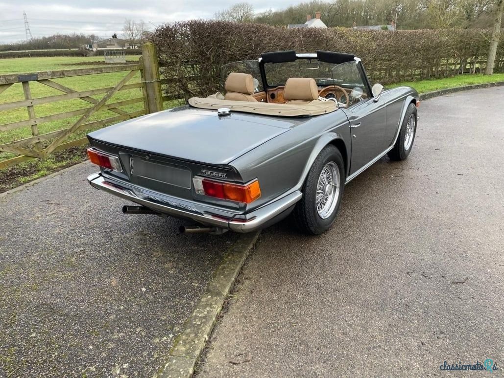1974' Triumph TR6 photo #3