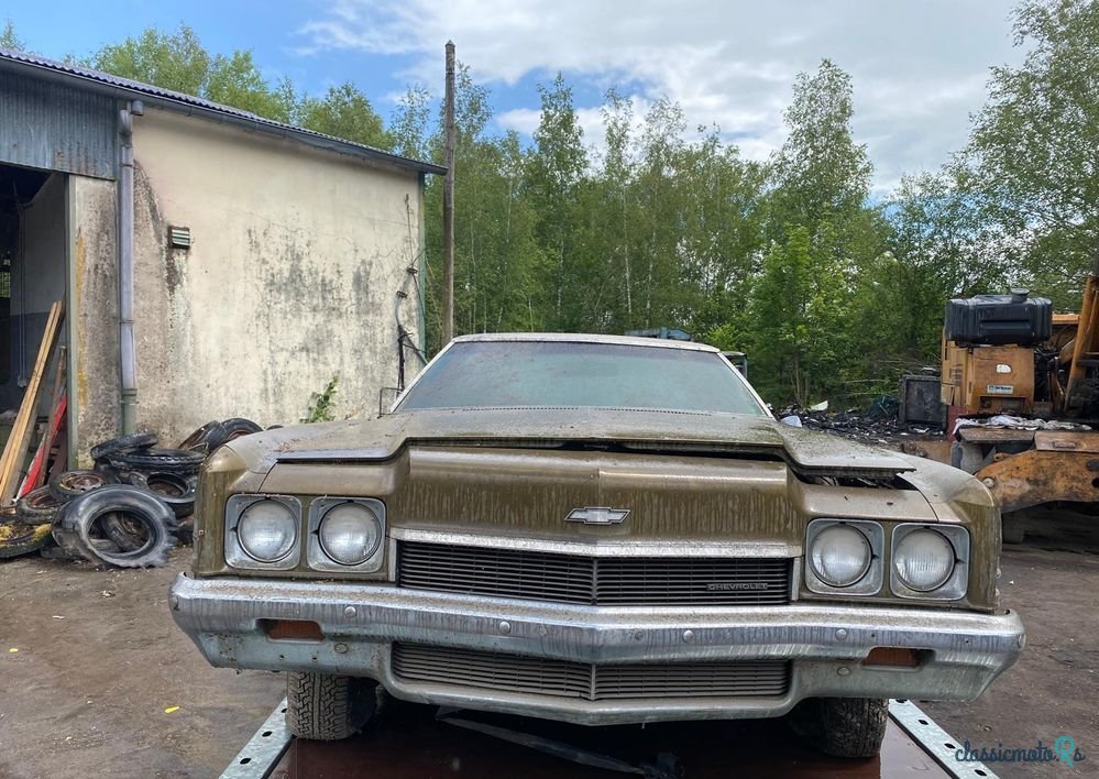 1972' Chevrolet Impala photo #2