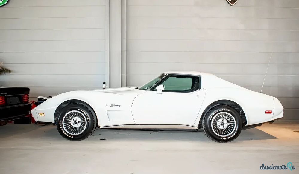 1975' Chevrolet Corvette photo #5