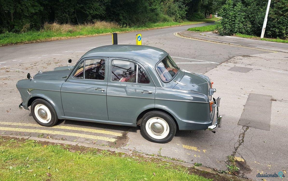 1957' Wolseley 1500 photo #2