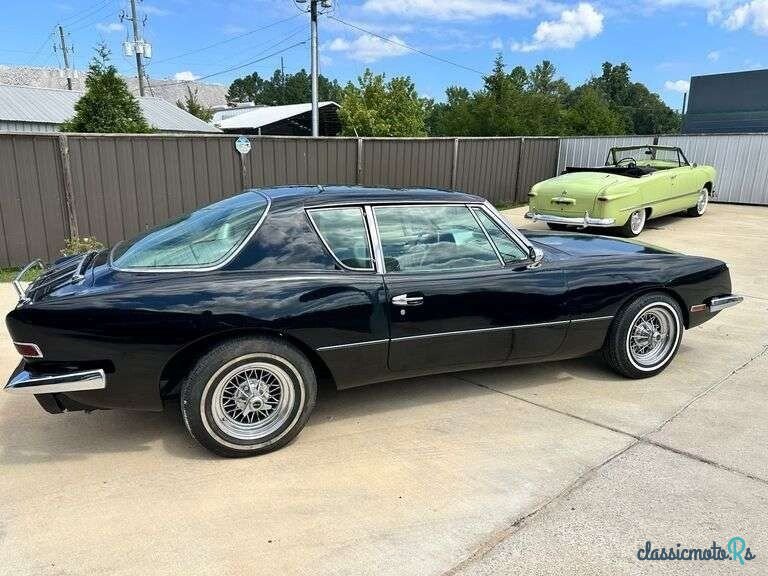 1983' Avanti II photo #2