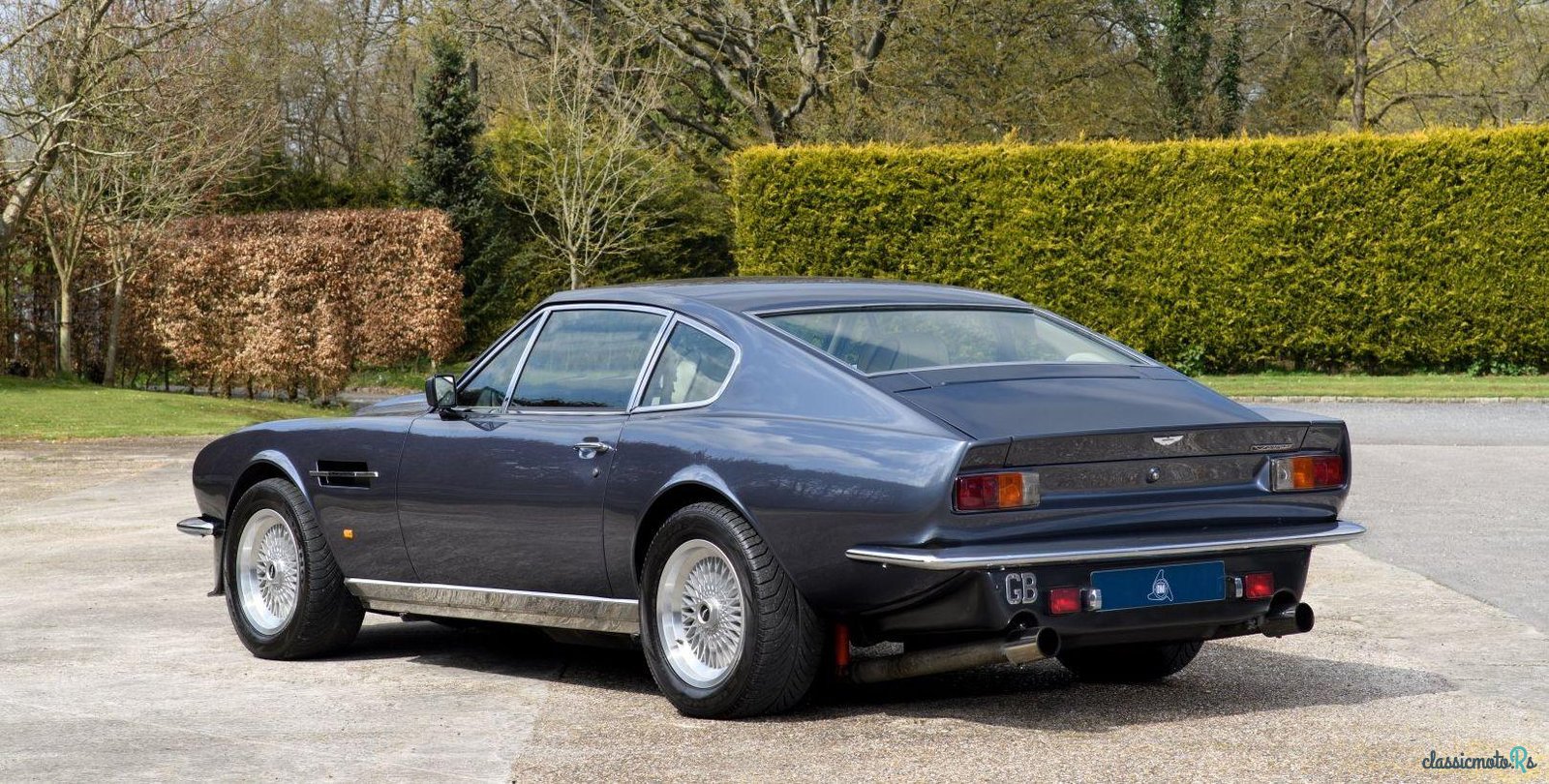 1974' Aston Martin V8 photo #2