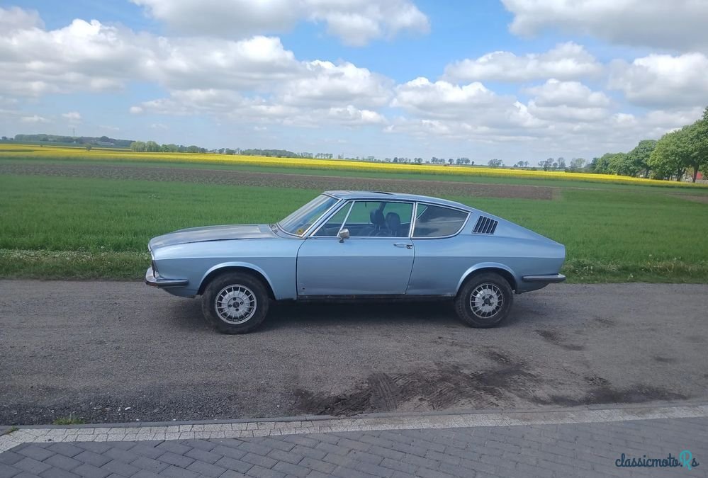 1976' Audi 100 photo #2