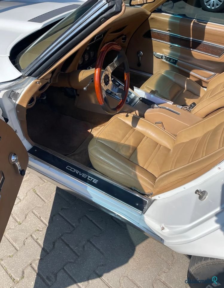 1975' Chevrolet Corvette photo #6