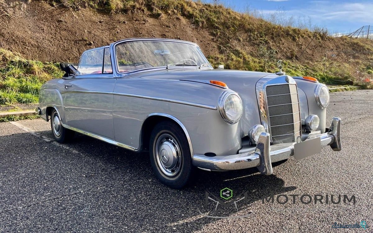 1960' Mercedes-Benz 220 photo #3