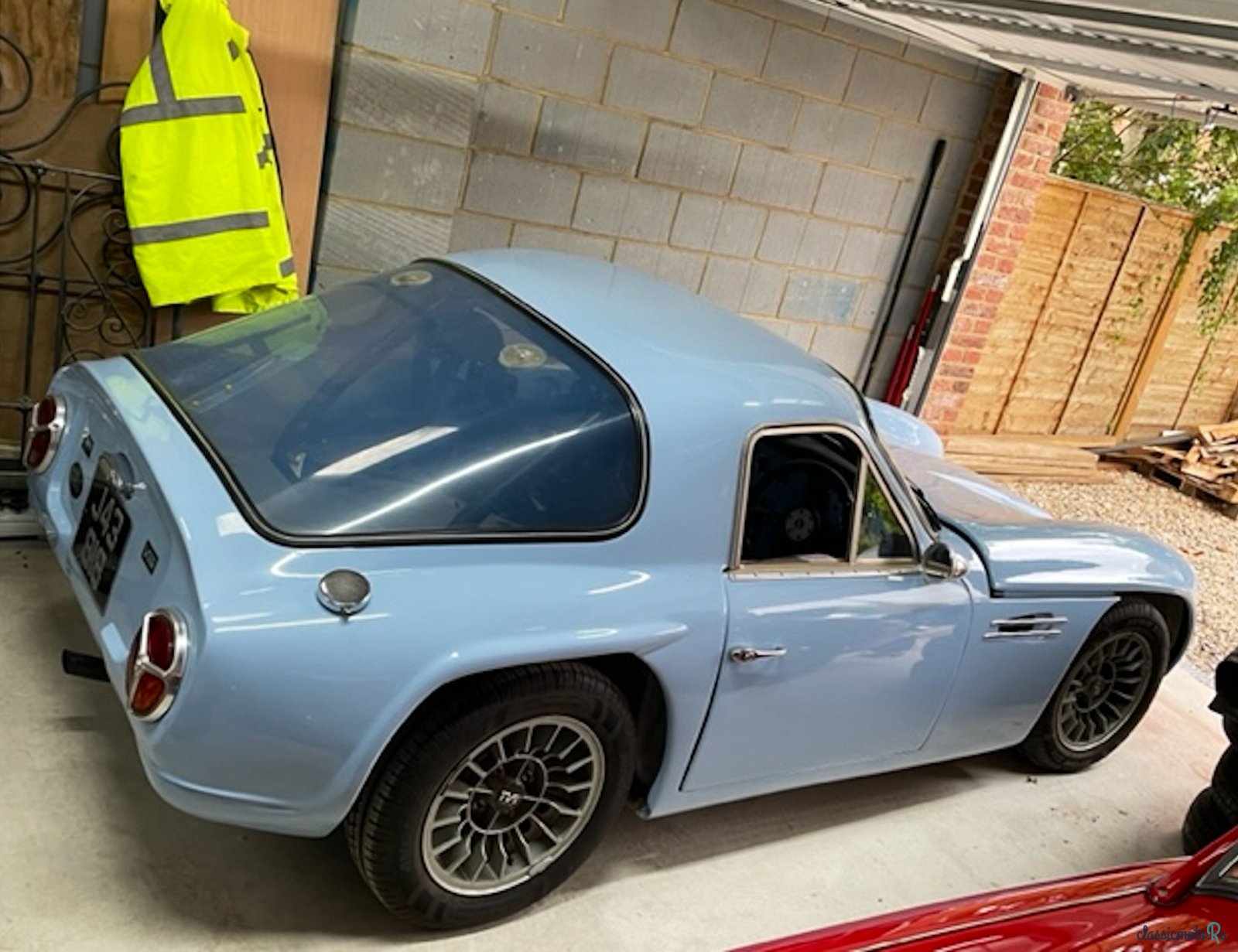 1967' TVR Vixen photo #1