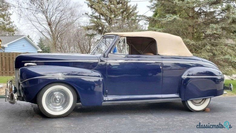 1941' Ford Super Deluxe photo #3