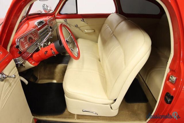 1947' Oldsmobile Series 66 photo #3