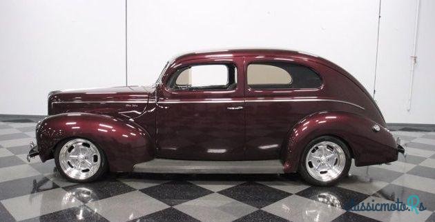 1940' Ford Deluxe photo #1