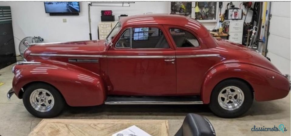 1940' Buick photo #3